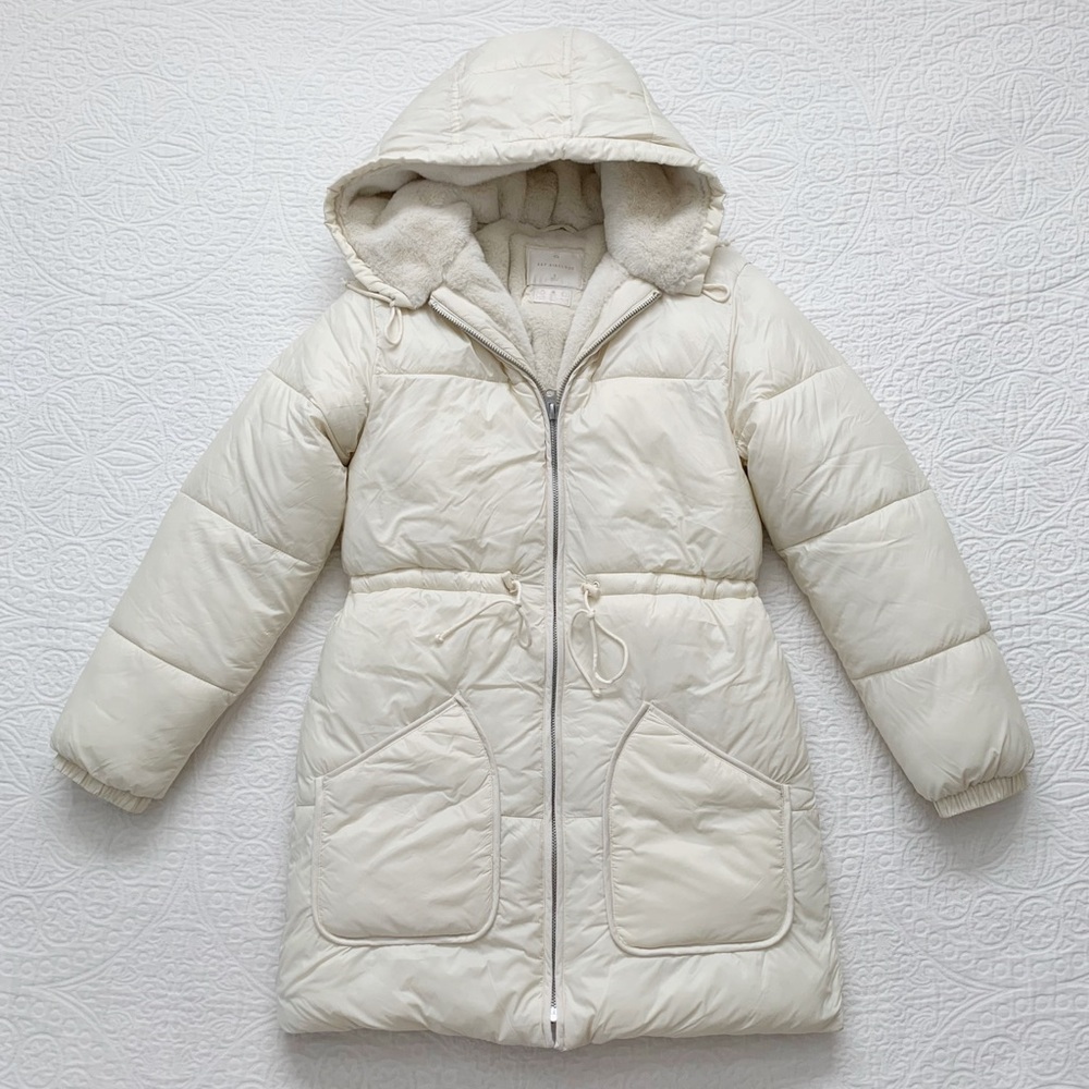 A&F Women's‎ Aircloud Puffer Parka, White